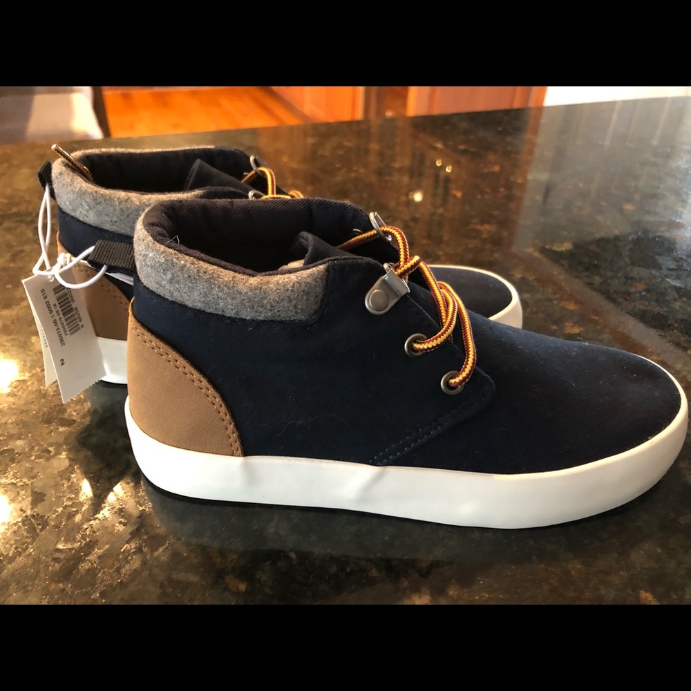 Boys Shoes- Size 2